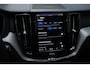 Volvo XC60 T6 Automaat Plug-in hybrid AWD Plus Bright | Premium Audio by Harman en Kardon | Rondomzicht Camera| Adaptieve Cruise Control| Blind spot| Semi electrische Trekhaak| Electrisch bedienbare Voorstoelen| Alarmklasse 3| standkachel.