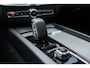 Volvo XC60 T6 Automaat Plug-in hybrid AWD Plus Bright | Premium Audio by Harman en Kardon | Rondomzicht Camera| Adaptieve Cruise Control| Blind spot| Semi electrische Trekhaak| Electrisch bedienbare Voorstoelen| Alarmklasse 3| standkachel.