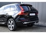 Volvo XC60 T6 Automaat Plug-in hybrid AWD Plus Bright | Premium Audio by Harman en Kardon | Rondomzicht Camera| Adaptieve Cruise Control| Blind spot| Semi electrische Trekhaak| Electrisch bedienbare Voorstoelen| Alarmklasse 3| standkachel.