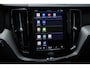 Volvo XC60 T6 Automaat Plug-in hybrid AWD Plus Bright | Premium Audio by Harman en Kardon | Rondomzicht Camera| Adaptieve Cruise Control| Blind spot| Semi electrische Trekhaak| Electrisch bedienbare Voorstoelen| Alarmklasse 3| standkachel.