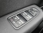 Renault Captur 1.0 TCe 90 Intens / 1e Eigenaar / Dealer Onderhouden / Achteruitrijcamera / All Season Banden / Parkeersensoren/ Climate Control / Apple Carplay & Android Auto /