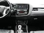 Mitsubishi Outlander 2.4 Intense+ Plug In Hybrid 225pk Dealer O.H. PHEV | 360 Camera | Lederen Sportstoelen Verwarmd | Apple Carplay | Stuur Verwarmd | Keyless | Blis | DAB |