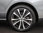 Mercedes-Benz E-klasse 300 e AMG Line | Leder | Sfeerverlichting | Stoelverwarming | Adaptive Cruise | Camera | Carplay