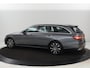 Mercedes-Benz E-klasse 300 e AMG Line | Leder | Sfeerverlichting | Stoelverwarming | Adaptive Cruise | Camera | Carplay