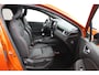 Renault Clio TCe 100 Initiale Paris | Lederen Bekl. | BOSE Audio | Parkeercamera |