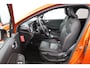 Renault Clio TCe 100 Initiale Paris | Lederen Bekl. | BOSE Audio | Parkeercamera |