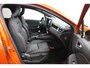 Renault Clio TCe 100 Initiale Paris | Lederen Bekl. | BOSE Audio | Parkeercamera |