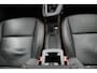 Renault Clio TCe 100 Initiale Paris | Lederen Bekl. | BOSE Audio | Parkeercamera |