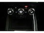 Renault Clio TCe 100 Initiale Paris | Lederen Bekl. | BOSE Audio | Parkeercamera |