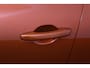 Renault Clio TCe 100 Initiale Paris | Lederen Bekl. | BOSE Audio | Parkeercamera |