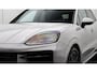 Porsche Cayenne 3.0 E-Hybrid SportDesign | Panoramadak | BOSE Sound | Soft-Close | Bijrijdersdisplay | Trekhaak
