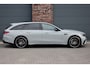 Mercedes-Benz E-klasse Estate AMG 53 4MATIC+ | 585pk | MBUX Hyperscreen | Achterasbesturing | Distronic | Memory | Burmester | Digital Light | Trekhaak | Surround Camera | Verwarmd Stuurwiel | AMG-Nightpakket | Augmented Reality |