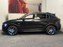 Lynk & Co 01 1.5 100 STUKS OP VOORRAAD ! VOL OPTIES ! 360 CAMERA ADAPTIVE CRUISE CONTROL PANORAMA SCHUIF/KANTELDAK APPLE CARPLAY/ANDROID RIJSTROOKSENSOREN ZEER MOOI !! Brgl