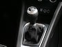 Renault Captur 1.3 TCe Rive Gauche 140 Pk Navi / Apple Carplay / DAB / Camera