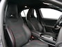 Mercedes-Benz A-klasse 200 AMG Line Mild Hybrid 163 Pk Automaat Navigatie / Camera / Trekhaak / Stoelverwarming