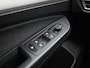 Volkswagen Golf 1.0 TSI Life 110 PK | Airco | Apple Carplay | Stoelverwarming | Stuurverwarming | Adaptive Cruise Control | Lane Assist | Achteruitrijcamera | Parkeersensoren |