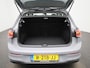Volkswagen Golf 1.0 TSI Life 110 PK | Airco | Apple Carplay | Stoelverwarming | Stuurverwarming | Adaptive Cruise Control | Lane Assist | Achteruitrijcamera | Parkeersensoren |