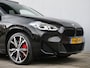BMW X2 sDrive20i Business Edition Plus 179 Pk Automaat Navi / Camera / Schuifdak / Trekhaak / M-pakket