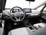 Volkswagen ID.3 First 58 kWh | Navigatie | Airco | Stoelverwarming | Stuurverwarming | Adaptive Cruise Control | Lane Assist | Parkeersensoren |