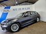 BMW 3-Serie Touring 320i Business Edition / Trekhaak / Full LED / NL Auto