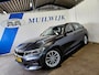 BMW 3-Serie Touring 320i Business Edition / Trekhaak / Full LED / NL Auto