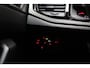 Volkswagen Polo 1.0 TSI Comfortline | Parkeersensoren V+A | Navigatie | Cruise Control | DAB+