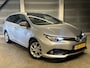 Toyota Auris 1.8 Hybrid Lease Pro NL-auto PDC Panodak Stoelverwarming