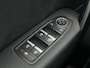 Renault Captur 1.6 E-Tech Hybrid 145 PK Intens / Dealer onderhouden / Cruise / Camera / Climate / Carplay - Androidauto /