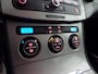 Volkswagen Passat 2.0 FSI Comfortline "Origineel NL!" Trekhaak Navigatie Parkeersensoren Climatronic Cruise-control Airco