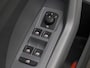 Volkswagen T-Cross 1.0TSI/95PK Life Business · Navigatie · Apple/Android Car Play · Trekhaak · Clima ·