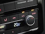 Volkswagen T-Cross 1.0TSI/95PK Life Business · Navigatie · Apple/Android Car Play · Trekhaak · Clima ·