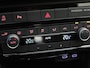 Volkswagen T-Cross 1.0TSI/95PK Life Business · Navigatie · Apple/Android Car Play · Trekhaak · Clima ·