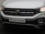 Volkswagen T-Cross 1.0TSI/95PK Life Business · Navigatie · Apple/Android Car Play · Trekhaak · Clima ·