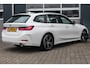 BMW 3-Serie Touring 320e Automaat 204PK | Facelift & Fabrieksgarantie | Nette dealer onderhouden en origineel Nederlandse auto