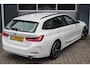 BMW 3-Serie Touring 320e Automaat 204PK | Facelift & Fabrieksgarantie | Nette dealer onderhouden en origineel Nederlandse auto