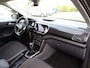 Volkswagen T-Cross 1.0 TSI Style Automatische airco, app connect, achteruitrijcamera, parkeersensoren, afneembare trekhaak, led koplampen, licht metalen velgen 17 inch, stoel verwarming, enz.
