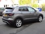 Volkswagen T-Cross 1.0 TSI Style Automatische airco, app connect, achteruitrijcamera, parkeersensoren, afneembare trekhaak, led koplampen, licht metalen velgen 17 inch, stoel verwarming, enz.