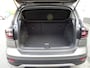 Volkswagen T-Cross 1.0 TSI Style Automatische airco, app connect, achteruitrijcamera, parkeersensoren, afneembare trekhaak, led koplampen, licht metalen velgen 17 inch, stoel verwarming, enz.