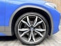 BMW X2 sDrive20i M-sport Automaat | Panoramadak | DAB | LED verlichting | 20 inch | Schakelflippers | Lederen bekleding | Stoelverwarming | Lane assist | Parkeersensoren voor en achter | Achteruitrijcamera