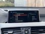 BMW X2 sDrive20i M-sport Automaat | Panoramadak | DAB | LED verlichting | 20 inch | Schakelflippers | Lederen bekleding | Stoelverwarming | Lane assist | Parkeersensoren voor en achter | Achteruitrijcamera