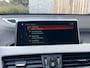 BMW X2 sDrive20i M-sport Automaat | Panoramadak | DAB | LED verlichting | 20 inch | Schakelflippers | Lederen bekleding | Stoelverwarming | Lane assist | Parkeersensoren voor en achter | Achteruitrijcamera
