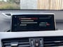 BMW X2 sDrive20i M-sport Automaat | Panoramadak | DAB | LED verlichting | 20 inch | Schakelflippers | Lederen bekleding | Stoelverwarming | Lane assist | Parkeersensoren voor en achter | Achteruitrijcamera