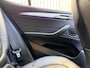 BMW X2 sDrive20i M-sport Automaat | Panoramadak | DAB | LED verlichting | 20 inch | Schakelflippers | Lederen bekleding | Stoelverwarming | Lane assist | Parkeersensoren voor en achter | Achteruitrijcamera