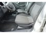 Opel Corsa 1.4-16V Silverline - trekhaak - lm velgen - navi -lage km stand - org. nl auto