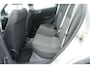 Opel Corsa 1.4-16V Silverline - trekhaak - lm velgen - navi -lage km stand - org. nl auto