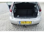 Opel Corsa 1.4-16V Silverline - trekhaak - lm velgen - navi -lage km stand - org. nl auto