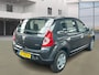 Dacia Sandero 1.2 Lauréate/ LAAG KM