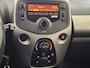 Toyota Aygo 1.0 VVT-i x-play/SIDE BARS