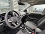 Volkswagen T-Cross Life Edition | 'App-Connect' draadloze smartphone integratie | Achterlichten LED | Afstandscontrolesysteem (Front Assist)