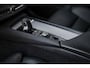 Volvo XC90 2.0 T8 Recharge AWD Ultimate Bright | Long Range | 7 Zits | Luchtvering | Panoramadak | Adaptieve Cruise Control | Trekhaak | 360° Parkeercamera | Harman Kardon Audio | Head-Up Display |  Stoel-/Stuurverwarming |